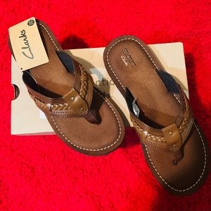 Clarks Fenner Nerice Flat Thong Sandals Womens size 10 New w/ Box